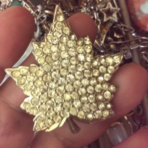 Large high-end vintage leaf brooch - Vafri Toronto